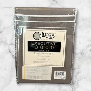 Luxor treasures executive 3000 king pillowcase gray with white stripe set of 2